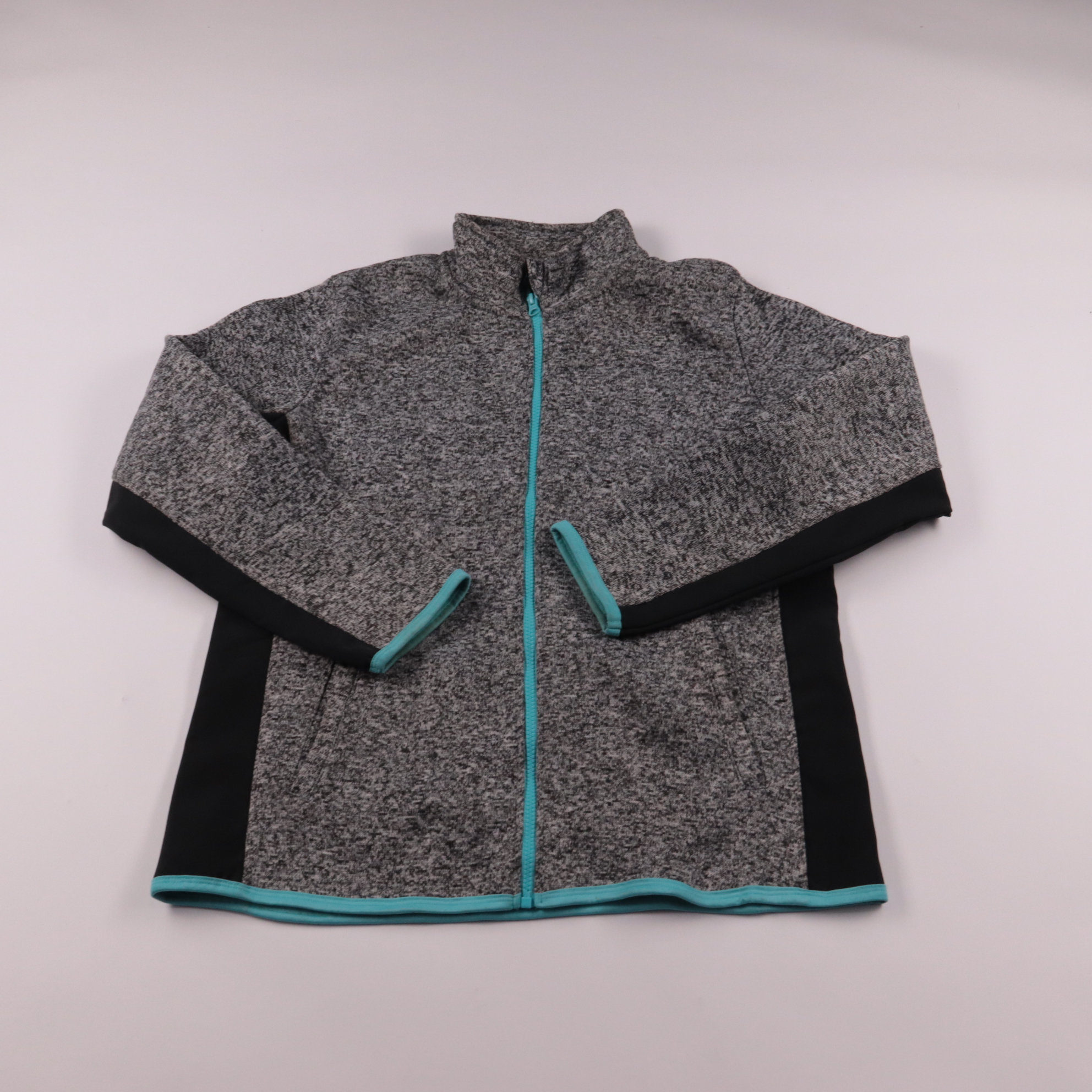 250109015-1