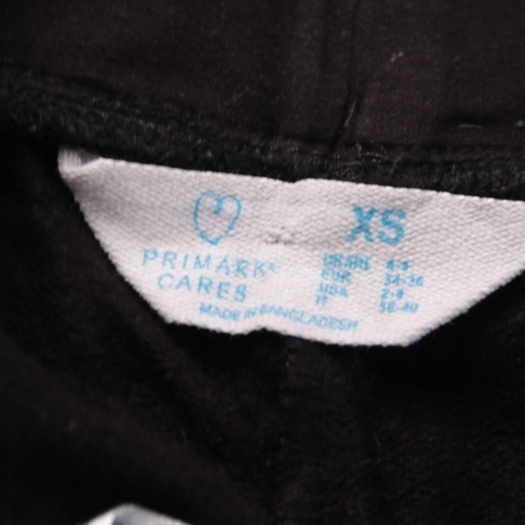 250204628-b