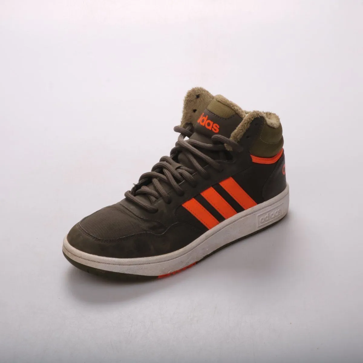 кроссовки Adidas